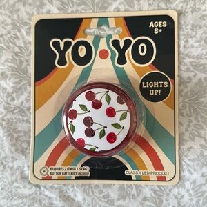 Yo Yo Lights up!